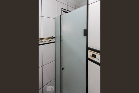 Apartamento à venda com 61m², 3 quartos e sem vagaBanheiro