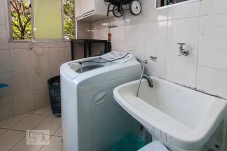 Apartamento à venda com 61m², 3 quartos e sem vagaÁrea de Serviço