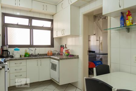 Apartamento à venda com 130m², 3 quartos e 3 vagasCozinha