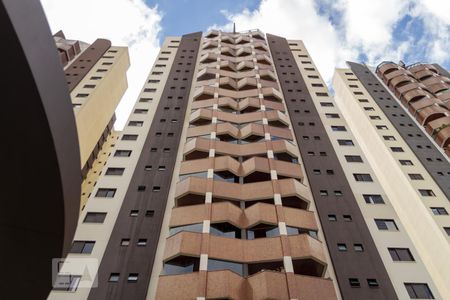 Apartamento à venda com 130m², 3 quartos e 3 vagasFachada
