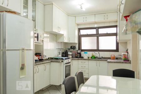 Apartamento à venda com 130m², 3 quartos e 3 vagasCozinha