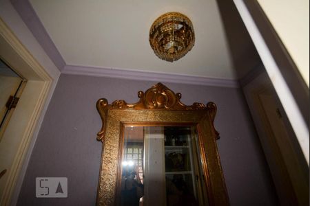 Casa à venda com 500m², 5 quartos e 4 vagas Casa à venda com 500m², 5 quartos e 4 vagasSótão