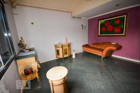 Casa à venda com 500m², 5 quartos e 4 vagas Casa à venda com 500m², 5 quartos e 4 vagasSótão