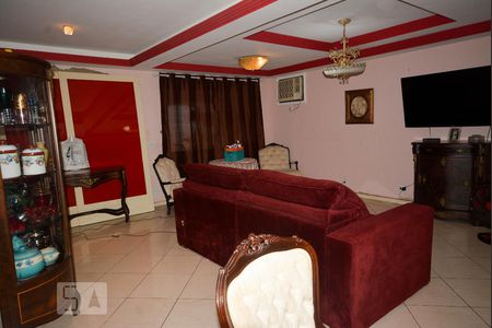 Sala de casa à venda com 5 quartos, 500m² em Vargem Pequena, Rio de Janeiro