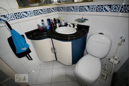 Casa à venda com 500m², 5 quartos e 4 vagas Casa à venda com 500m², 5 quartos e 4 vagasBanheiro Suíte 1