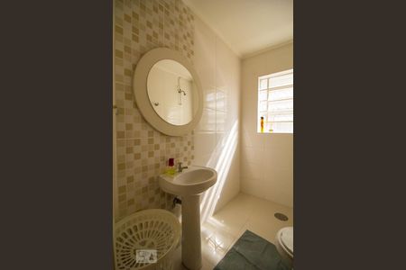 Casa à venda com 300m², 5 quartos e 3 vagas Casa à venda com 300m², 5 quartos e 3 vagasBanheiro