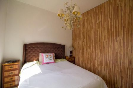 Casa à venda com 300m², 5 quartos e 3 vagas Casa à venda com 300m², 5 quartos e 3 vagasQuarto 3 - Suíte