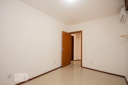 Quarto de apartamento para alugar com 1 quarto, 40m² em Santa Cecília, Porto Alegre