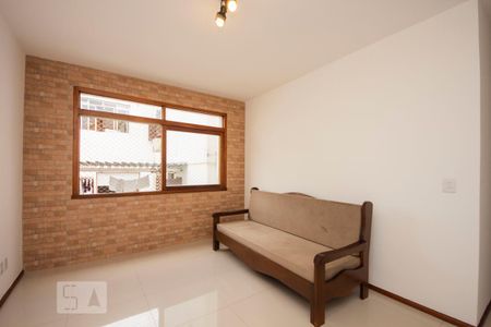 Sala de apartamento para alugar com 1 quarto, 40m² em Santa Cecília, Porto Alegre