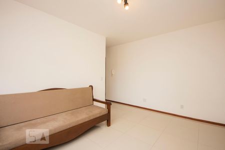 Sala de apartamento para alugar com 1 quarto, 40m² em Santa Cecília, Porto Alegre