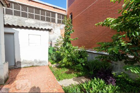 Apartamento à venda com 200m², 2 quartos e 1 vagaQuintal