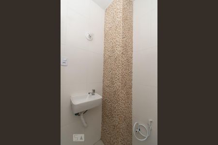BANHEIRO SOCIAL de apartamento para alugar com 1 quarto, 40m² em Ingá, Niterói