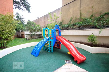 Apartamento à venda com 65m², 2 quartos e 1 vaga Apartamento à venda com 65m², 2 quartos e 1 vagaPlayground