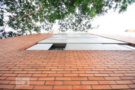 Apartamento à venda com 65m², 2 quartos e 1 vaga Apartamento à venda com 65m², 2 quartos e 1 vagaPrédio