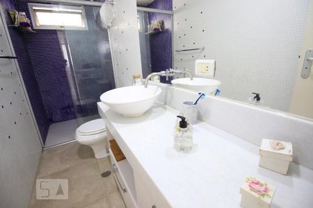 Apartamento à venda com 65m², 2 quartos e 1 vaga Apartamento à venda com 65m², 2 quartos e 1 vagaBanheiro