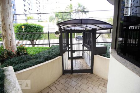 Apartamento à venda com 65m², 2 quartos e 1 vaga Apartamento à venda com 65m², 2 quartos e 1 vagaEntrada