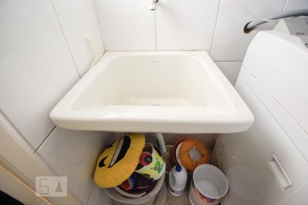 Apartamento à venda com 65m², 2 quartos e 1 vaga Apartamento à venda com 65m², 2 quartos e 1 vagaLavanderia