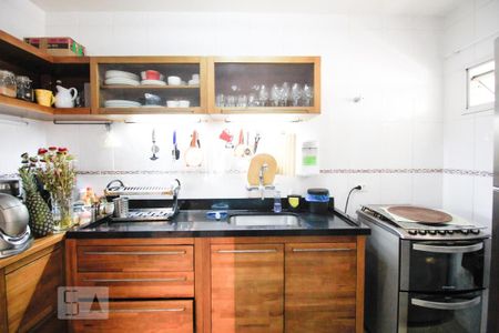 Apartamento à venda com 65m², 2 quartos e 1 vaga Apartamento à venda com 65m², 2 quartos e 1 vagaCozinha