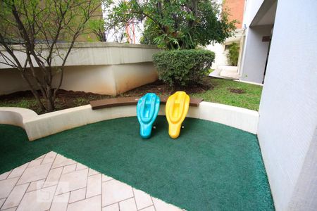 Apartamento à venda com 65m², 2 quartos e 1 vaga Apartamento à venda com 65m², 2 quartos e 1 vagaPlayground