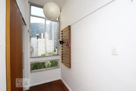 Sala de apartamento para alugar com 1 quarto, 44m² em Botafogo, Rio de Janeiro