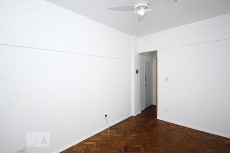 Sala de apartamento para alugar com 1 quarto, 45m² em Botafogo, Rio de Janeiro