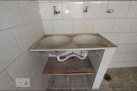 Casa para alugar com 90m², 2 quartos e 1 vagaÁrea de Serviço- tanque