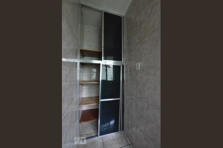 Casa para alugar com 90m², 2 quartos e 1 vagaCozinha - Armários