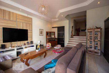 Sala 1 de casa para alugar com 4 quartos, 620m² em Vila Campesina, Osasco