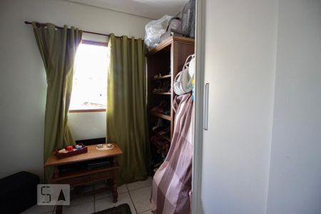 Casa à venda com 620m², 4 quartos e 2 vagasQuarto