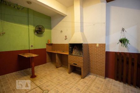 Casa à venda com 620m², 4 quartos e 2 vagasChurrasqueira