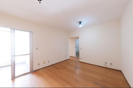 Sala de apartamento para alugar com 3 quartos, 100m² em Centro, Campinas