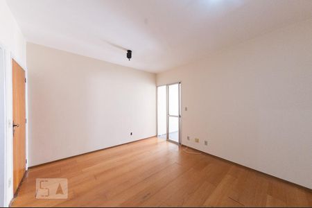 Sala de apartamento para alugar com 3 quartos, 100m² em Centro, Campinas