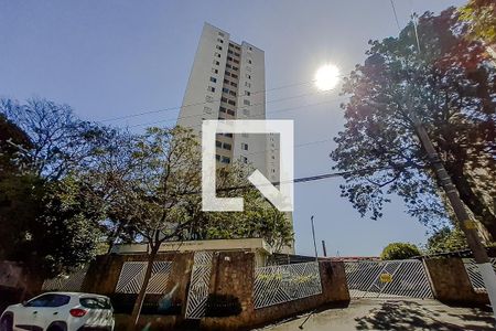 Apartamento à venda com 64m², 2 quartos e 1 vaga Apartamento à venda com 64m², 2 quartos e 1 vagaFachada