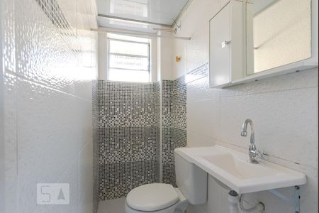 Banheiro de apartamento à venda com 2 quartos, 47m² em Vila Padre Manoel de Nobrega, Campinas