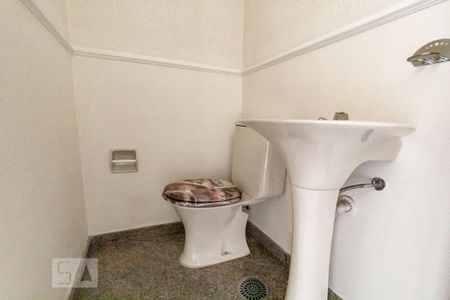 Apartamento para alugar com 120m², 3 quartos e 2 vagas Apartamento para alugar com 120m², 3 quartos e 2 vagasLavabo