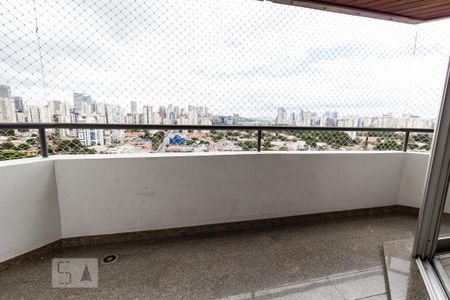 Apartamento para alugar com 120m², 3 quartos e 2 vagas Apartamento para alugar com 120m², 3 quartos e 2 vagasSacada