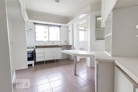 Apartamento para alugar com 120m², 3 quartos e 2 vagas Apartamento para alugar com 120m², 3 quartos e 2 vagasCozinha