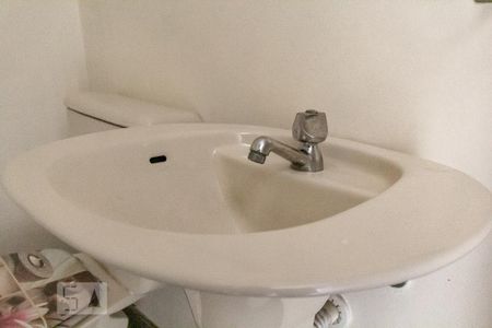 Apartamento para alugar com 120m², 3 quartos e 2 vagas Apartamento para alugar com 120m², 3 quartos e 2 vagasLavabo