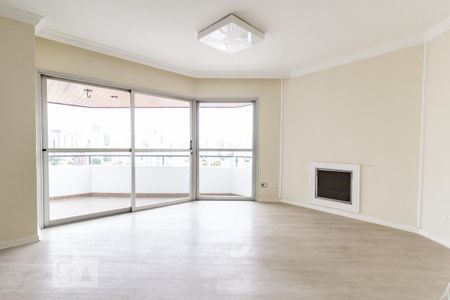 Apartamento para alugar com 120m², 3 quartos e 2 vagas Apartamento para alugar com 120m², 3 quartos e 2 vagasSala
