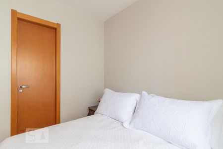 Escritório de apartamento à venda com 2 quartos, 80m² em Passo da Areia, Porto Alegre