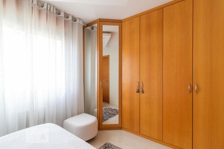 Apartamento à venda com 80m², 2 quartos e 2 vagas Apartamento à venda com 80m², 2 quartos e 2 vagasQuarto 2