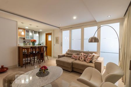 Sala de apartamento à venda com 2 quartos, 80m² em Passo da Areia, Porto Alegre
