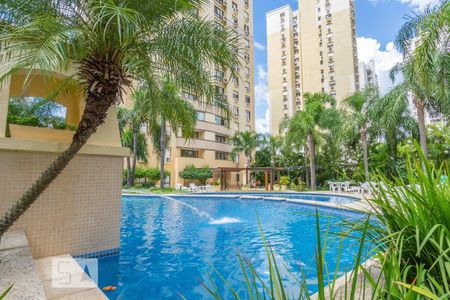 Apartamento à venda com 80m², 2 quartos e 2 vagas Apartamento à venda com 80m², 2 quartos e 2 vagasÁrea comum - Piscina