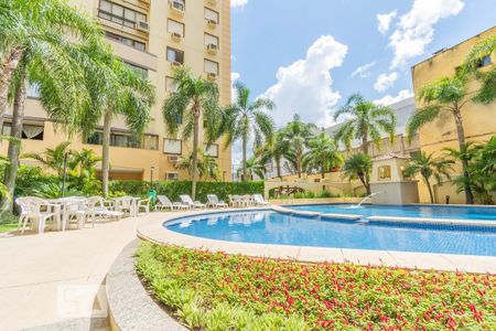 Apartamento à venda com 80m², 2 quartos e 2 vagas Apartamento à venda com 80m², 2 quartos e 2 vagasÁrea comum - Piscina