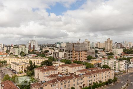 Apartamento à venda com 80m², 2 quartos e 2 vagas Apartamento à venda com 80m², 2 quartos e 2 vagasVista