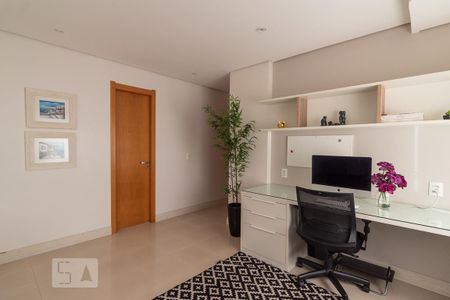 Apartamento à venda com 80m², 2 quartos e 2 vagas Apartamento à venda com 80m², 2 quartos e 2 vagasEscritório