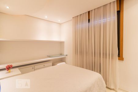 Apartamento à venda com 80m², 2 quartos e 2 vagas Apartamento à venda com 80m², 2 quartos e 2 vagasQuarto 1