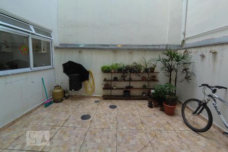 Apartamento à venda com 60m², 2 quartos e sem vagaVaranda