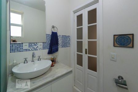 Apartamento à venda com 60m², 2 quartos e sem vagaBanheiro