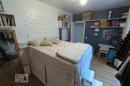 Quarto de apartamento para alugar com 2 quartos, 60m² em Floresta, Porto Alegre
